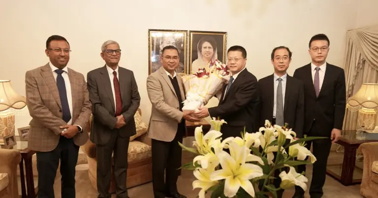 তারেক রহমানের সঙ্গে  চীনের রাষ্ট্রদূত ইয়াও ওয়েন